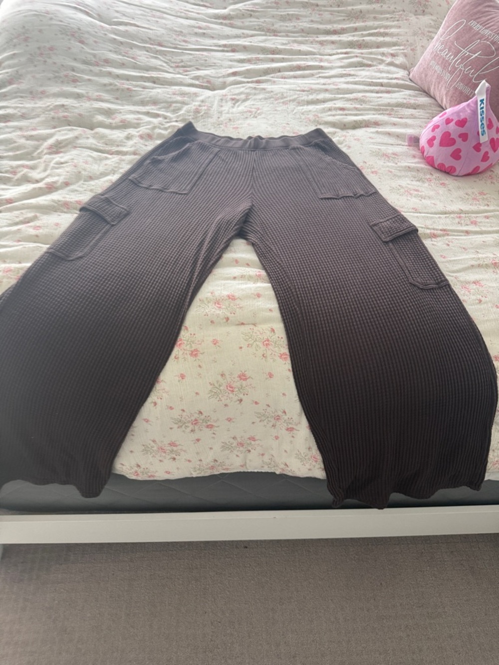 aerie Wide Leg waffle Cargo Pants in Dark Brown